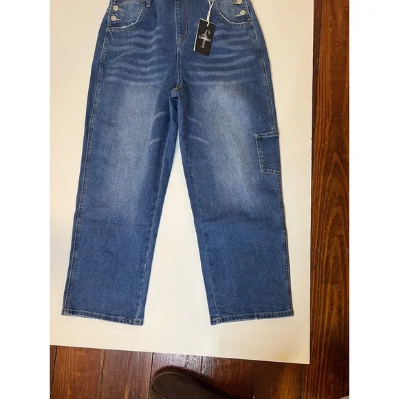 Flamingals Women Medium Wash Denim Wide Leg barrelCarpenter Overalls Blue NWT - Picture 3 of 10